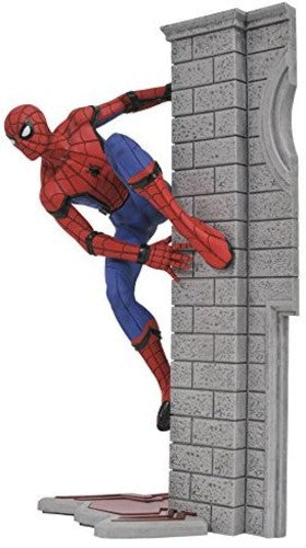 SPIDERMAN HOMECOMING: PVC DIORAMA - SPIDERMAN