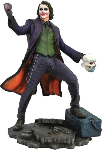 THE JOKER: PVC DIORAMA - DARK KNIGHT
