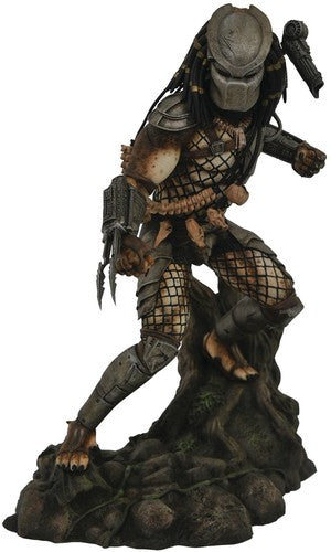 PREDATOR: PVC DIORAMA - PREDATOR