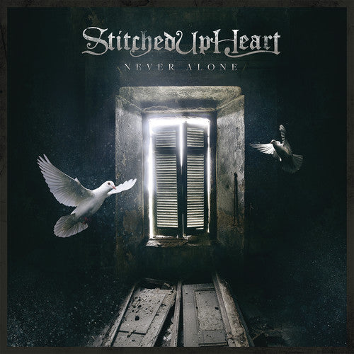 NEVER ALONE - CD